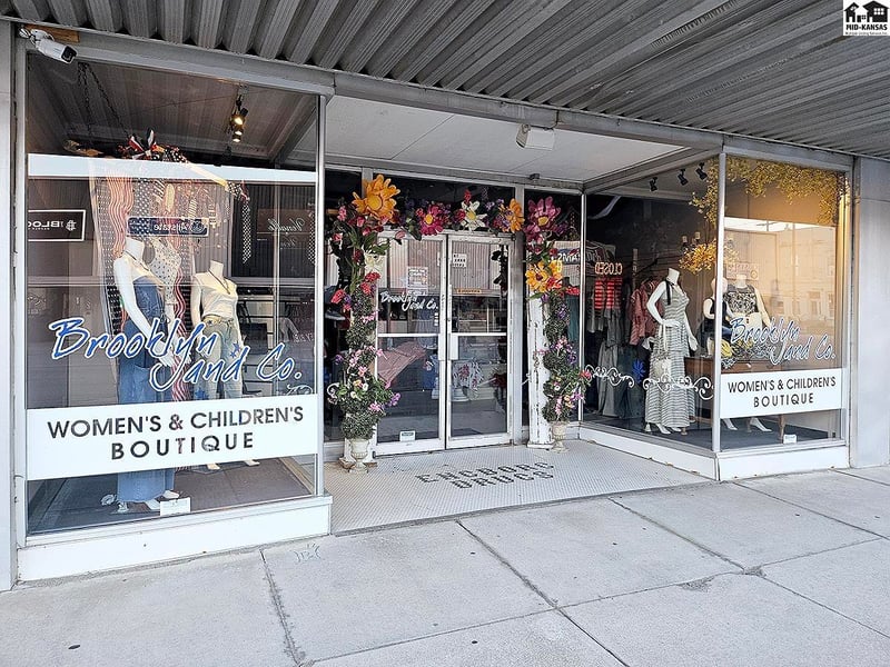 213 Main St, Mcpherson, KS 67460