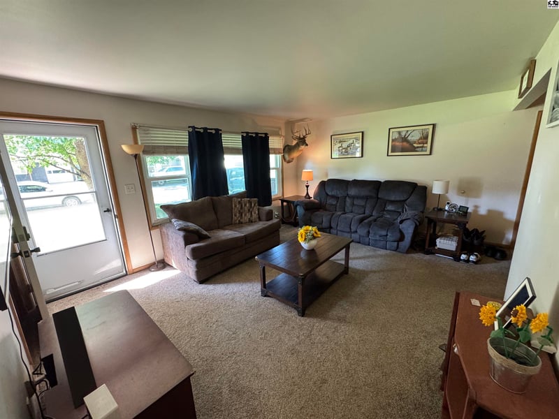 1303 Eastmoor Dr, Mcpherson, KS 67460