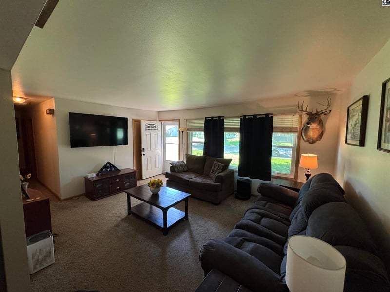 1303 Eastmoor Dr, Mcpherson, KS 67460