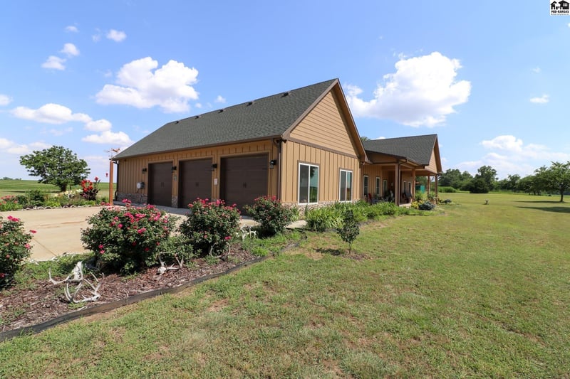 12577 110 St , Norwich, KS 67118