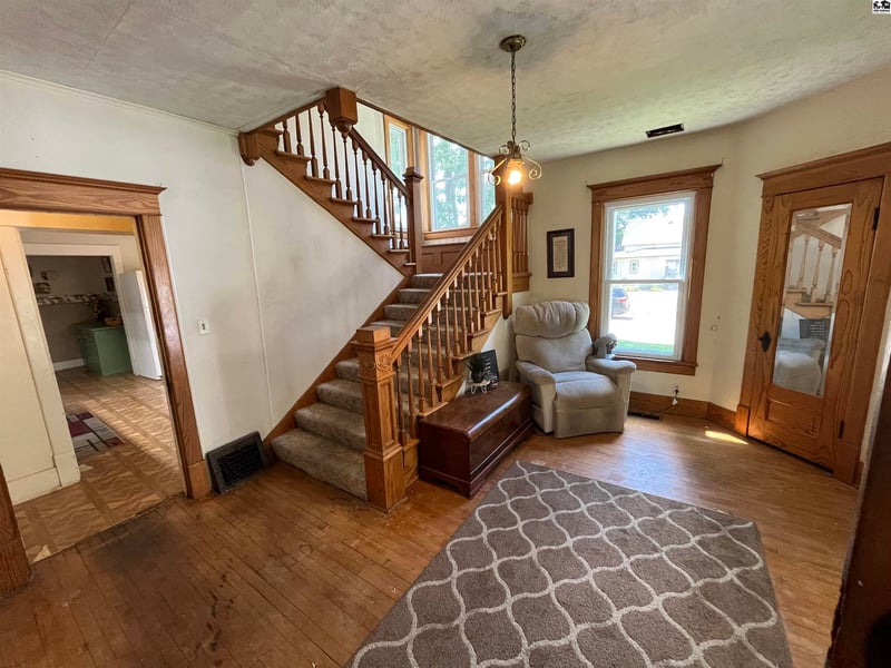 825 Ash St, Mcpherson, KS 67460