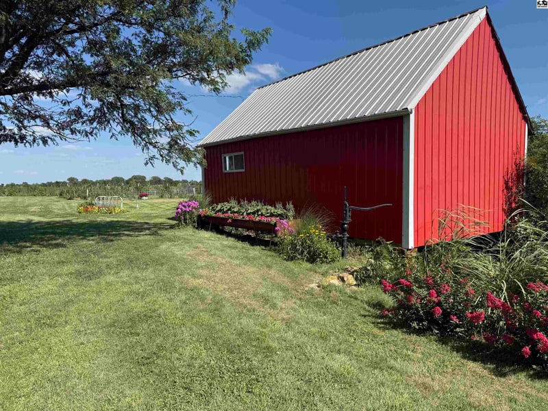 1284 5th Ave, Mcpherson, KS 67460