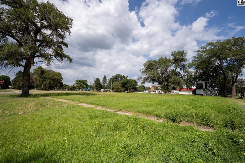 000 4th Ave, Hutchinson, KS 67501