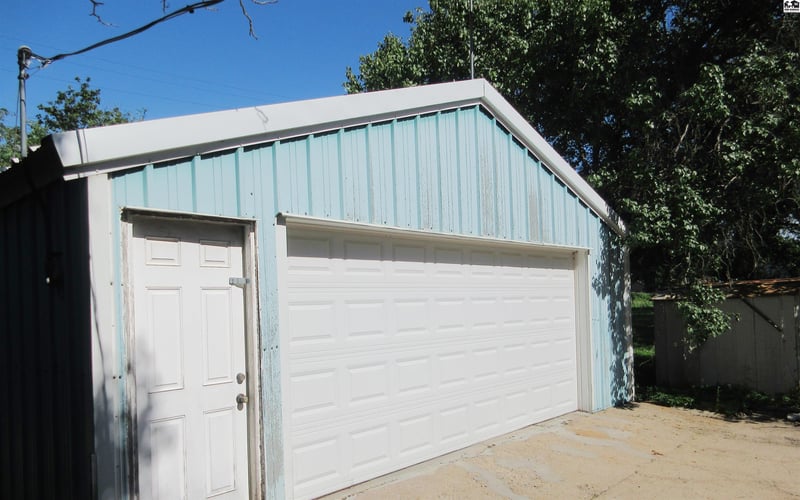 620 Park St, Larned, KS 67550