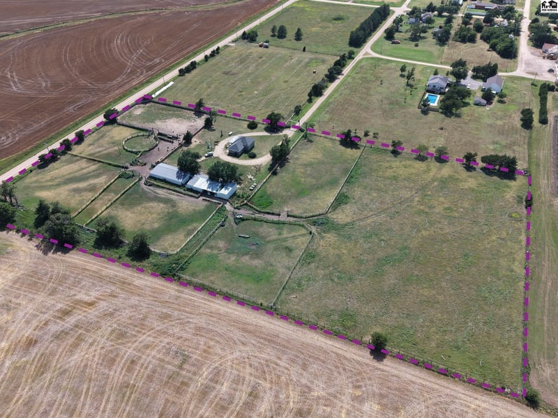 624 8th St, Bunker Hill, KS 67626