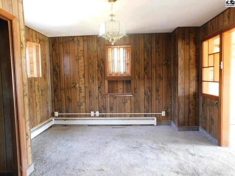 223 2nd St, Larned, KS 67550