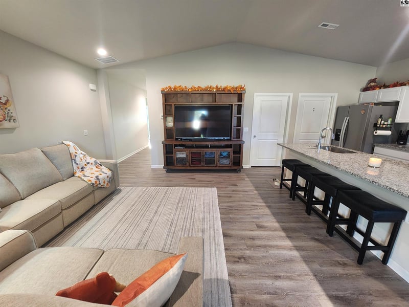 1704 Casey , Newton, KS 67114
