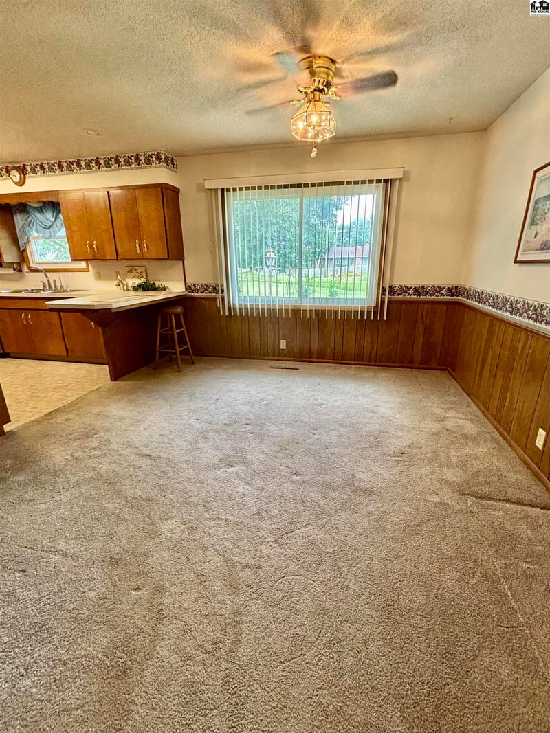 1334 North Terrace St, Mcpherson, KS 67460