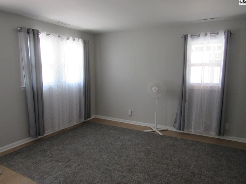 1506 9th Ave, Hutchinson, KS 67501