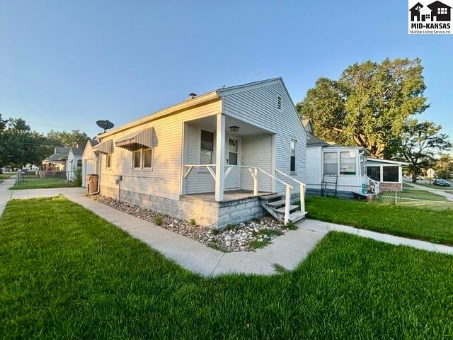 324 10th Ave, Hutchinson, KS 67501