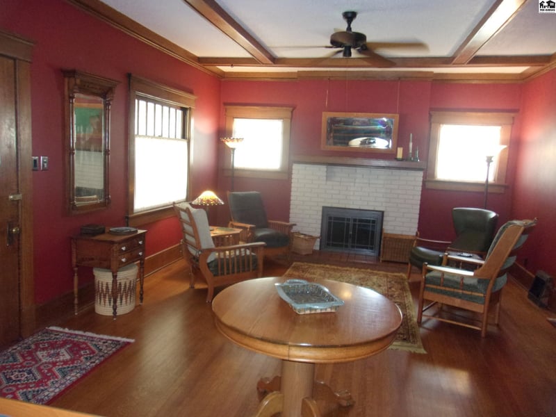 715 Avenue A, Hutchinson, KS 67501