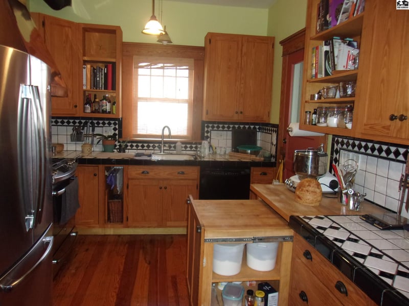 715 Avenue A, Hutchinson, KS 67501