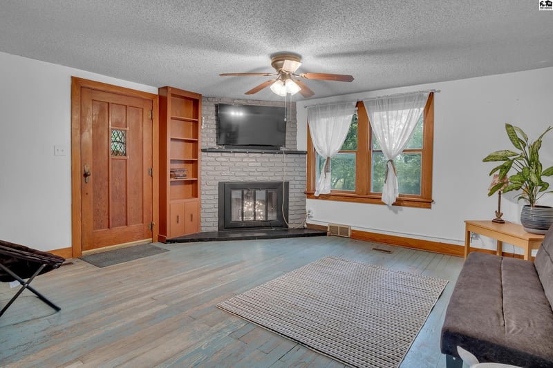 4503 Old K 61 Hwy, Hutchinson, KS 67502