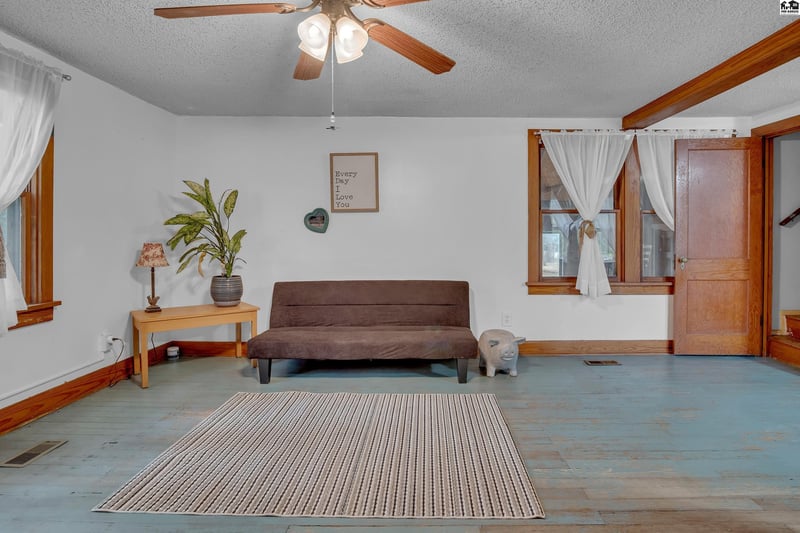 4503 Old K 61 Hwy, Hutchinson, KS 67502