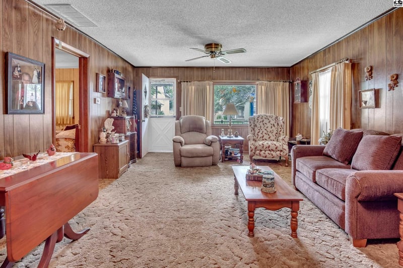 417 Elm St, Mcpherson, KS 67460-9764
