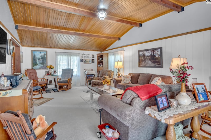 2234 22nd Ave, Galva, KS 67443