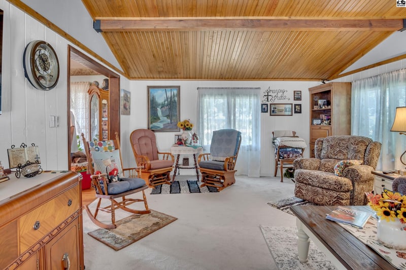 2234 22nd Ave, Galva, KS 67443