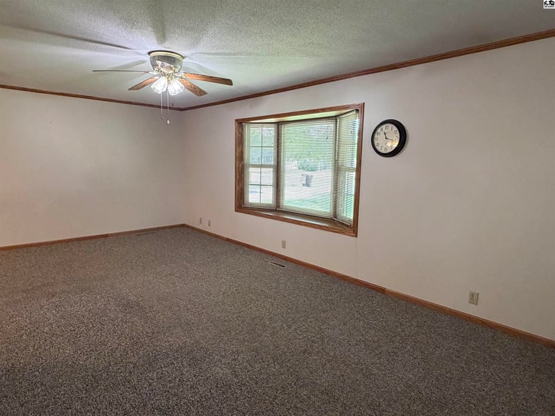 1458 Maple St, Mcpherson, KS 67460