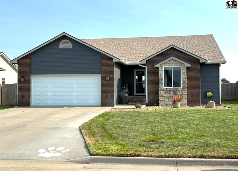 1956 Cochise Ave, Mcpherson, KS 67460