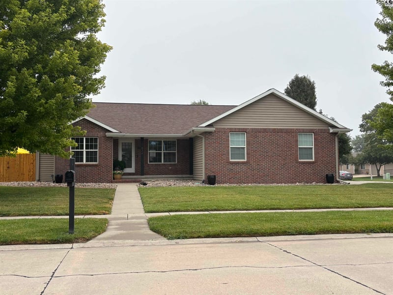 1624 Grimes , Mcpherson, KS 67460