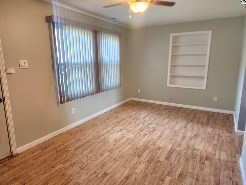 823 Barber , Mcpherson, KS 67460