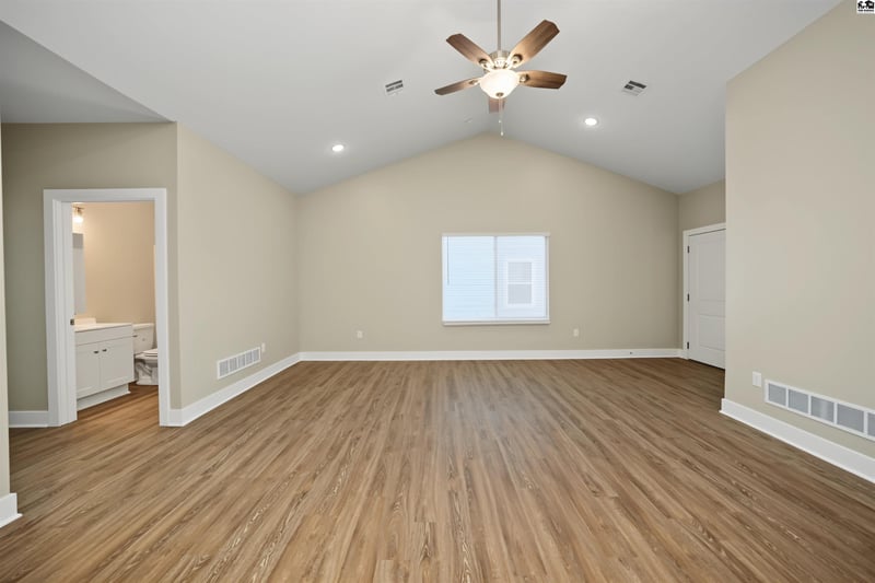 2713 Amelia Ln, Salina, KS 67401