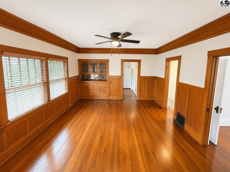 1405 Main St, Hutchinson, KS 67501