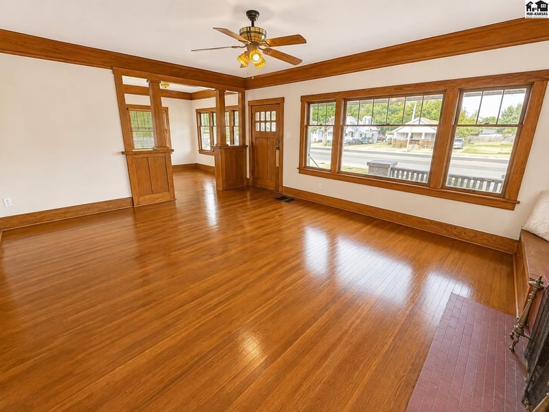 1405 Main St, Hutchinson, KS 67501