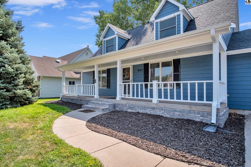 911 Mallard Dr, Mcpherson, KS 67460