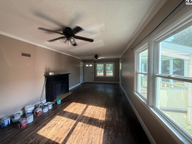 119 W 15th Ave, Hutchinson, KS 67502