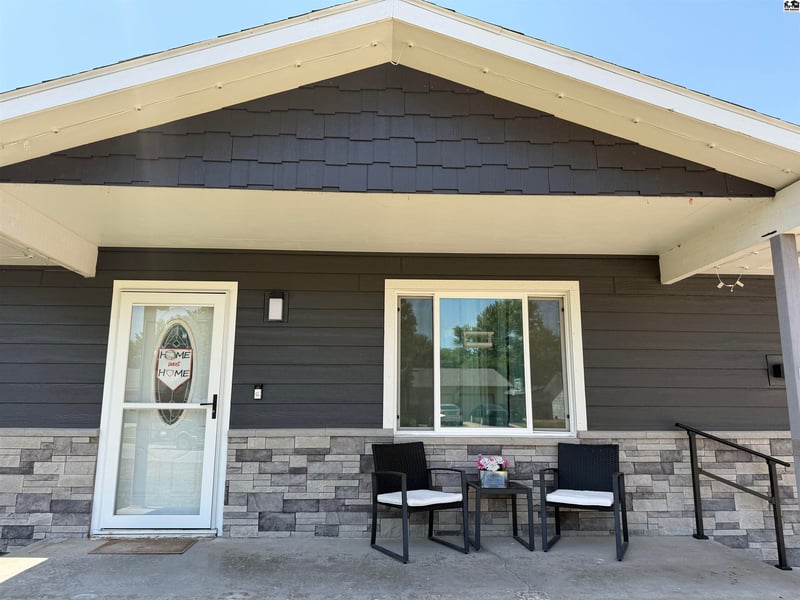 1513 Manchester St, Mcpherson, KS 67460