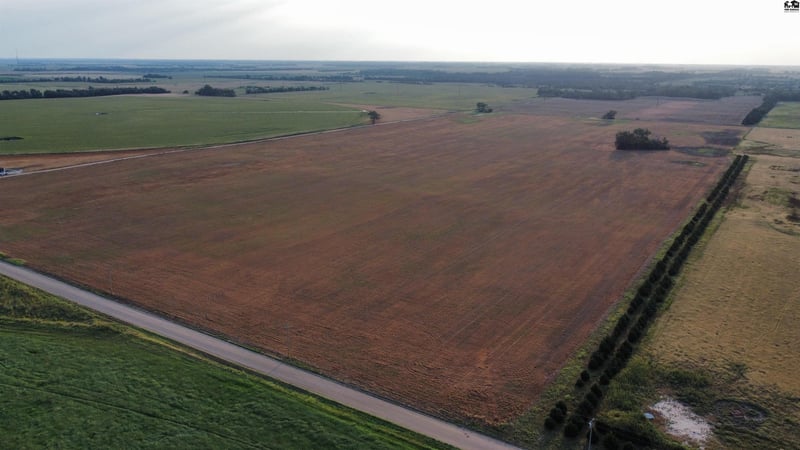 00000 SW 30 St, St John, KS 67576