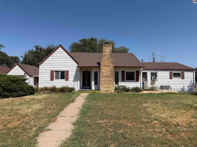 220 Wall Ave, Mullinville, KS 67109