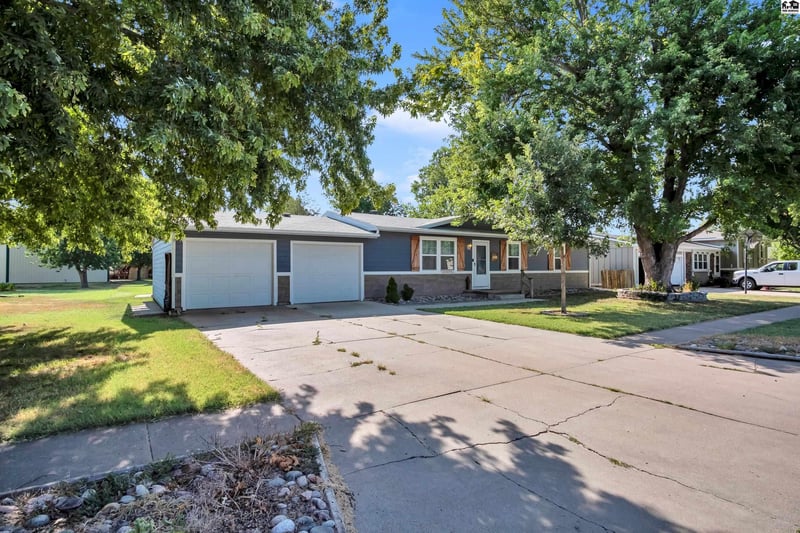 1608 N Ranch Rd, Mcpherson, KS 67460