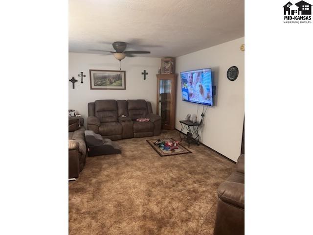 6309 N Old K61 Hwy, Hutchinson, KS 67502