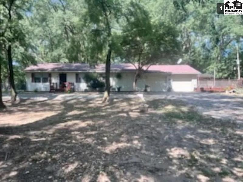 6309 N Old K61 Hwy, Hutchinson, KS 67502