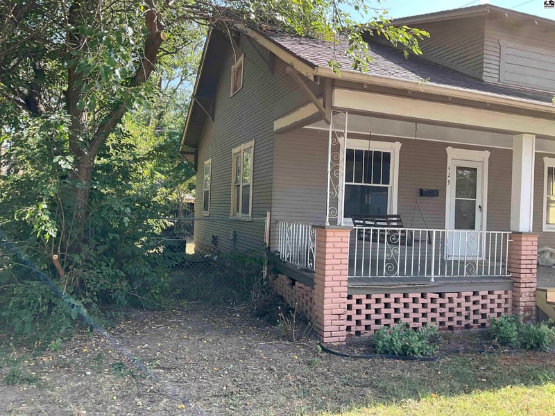 429 E 7th Ave, Hutchinson, KS 67501