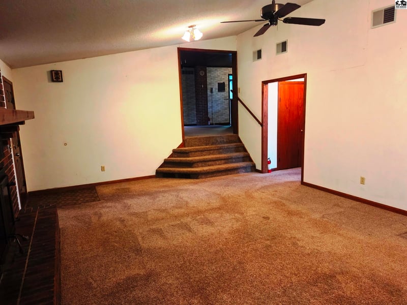 1500 E 9th St, Newton, KS 67114