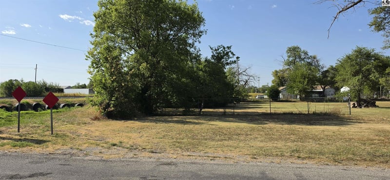 0000 E 6th Ave, Hutchinson, KS 67501