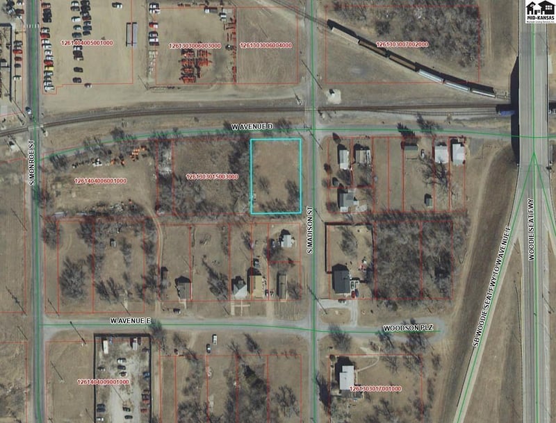 000 W Avenue D, Hutchinson, KS 67501