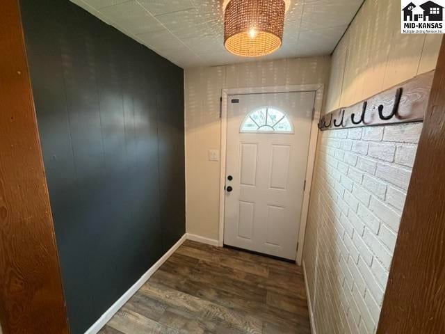 700 E 2nd St, Hutchinson, KS 67502