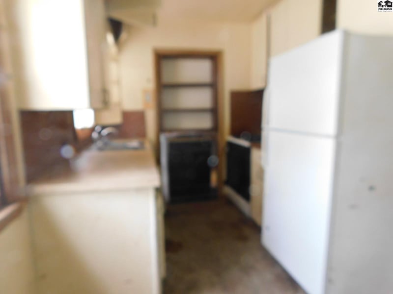 324 N Howard St, Pratt, KS 67124
