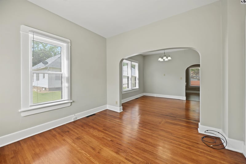 442 W Putnam Ave, Salina, KS 67401