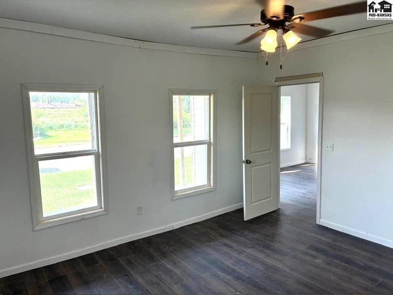 125 W 3rd, Florence, KS 66851