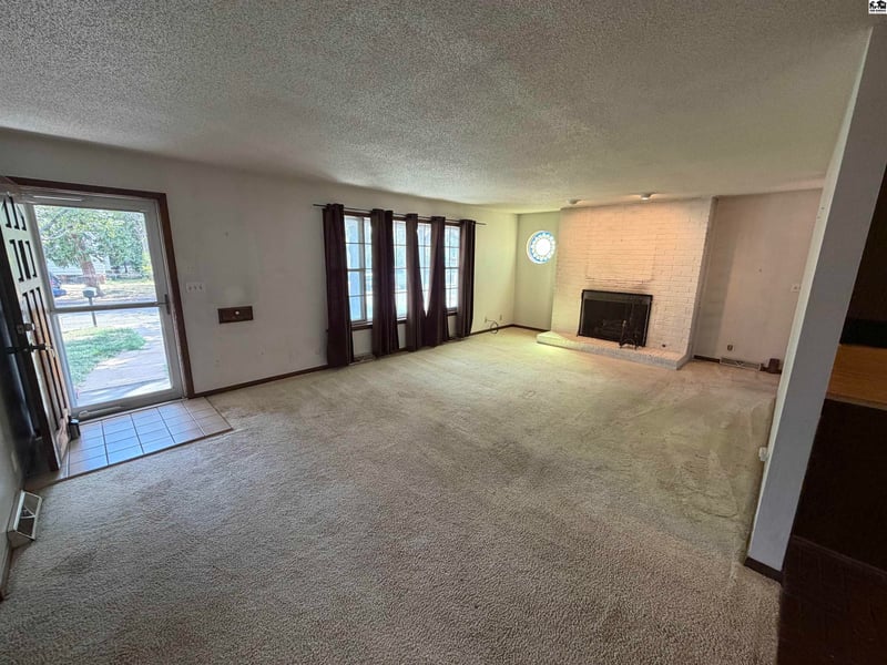 402 W Blaine, Pratt, KS 67124