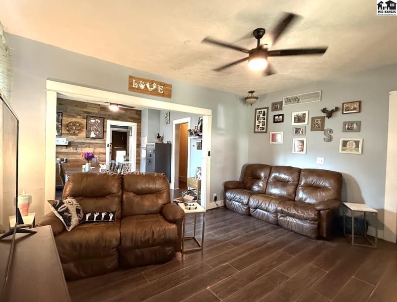 315 N Carrie St, Mcpherson, KS 67460
