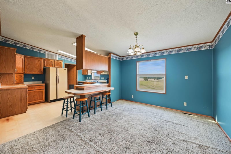 3026 Ave R, Marquette, KS 67464