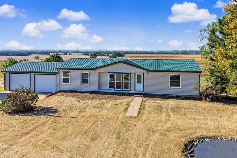 3026 Ave R, Marquette, KS 67464