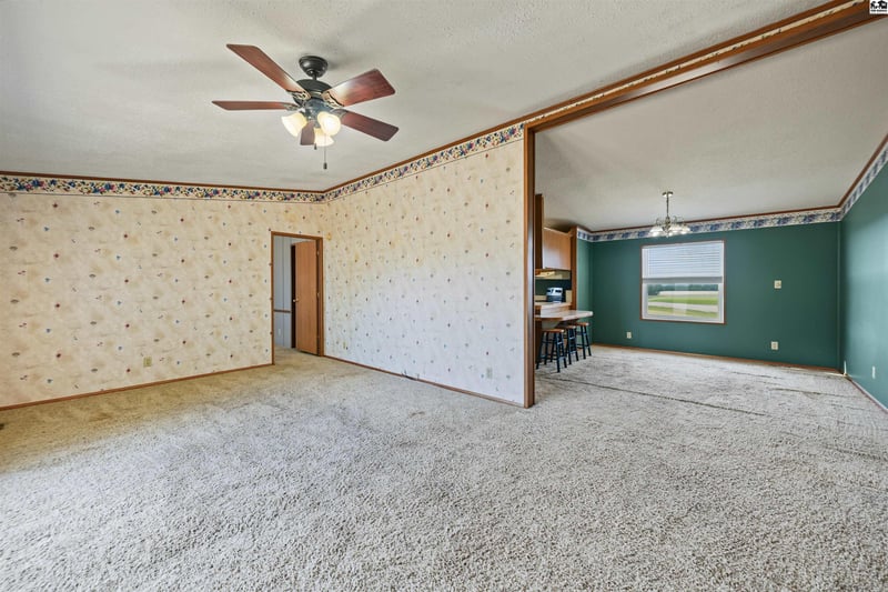 3026 Ave R, Marquette, KS 67464