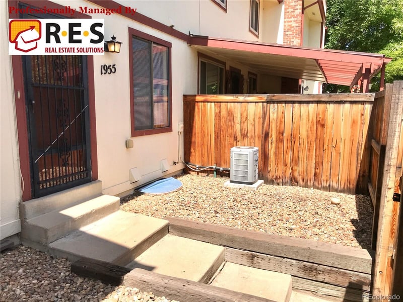 1955 W 102nd Ave, Thornton, CO 80260